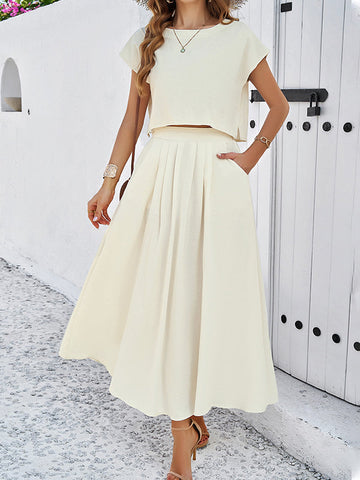 Solid Color Loose Round-Neck T-shirt Top + Pleated Pockets A-Line Skirts Bottom Two Pieces Set