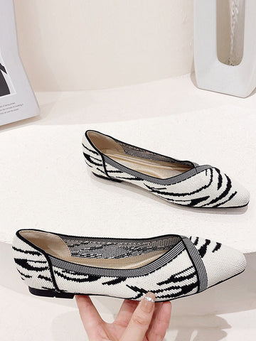 Contrast Color Hollow Pointed-Toe Split-Joint V-Cut Zebra-Stripe Flats Flat Shoes