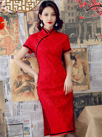 Graceful Slim Lacy Short Cheongsam