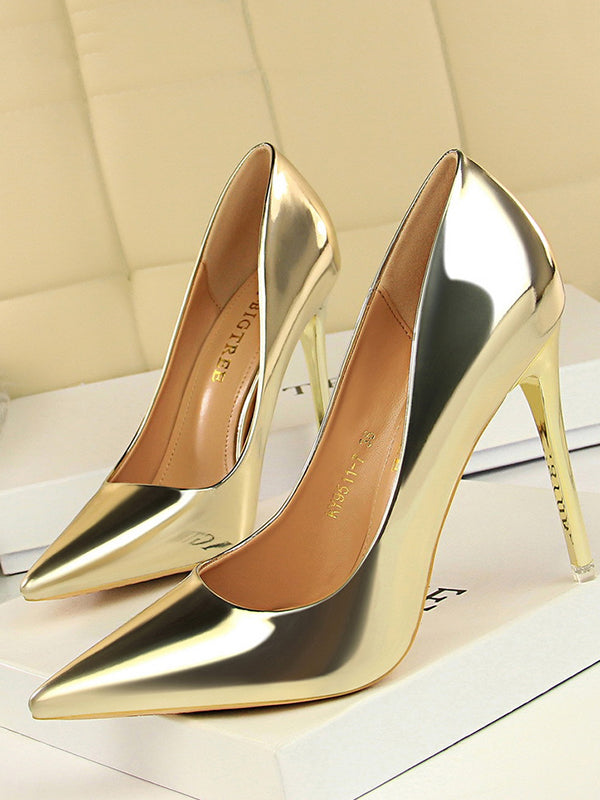 Pointed-Toe Shallow Cut Solid Color Scarpin Salto Pumps